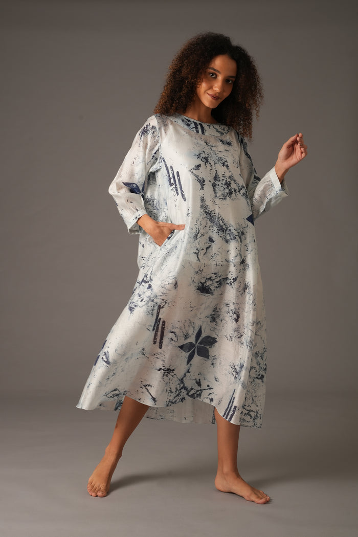 Texture Print Round Neck Back Pleated Dress