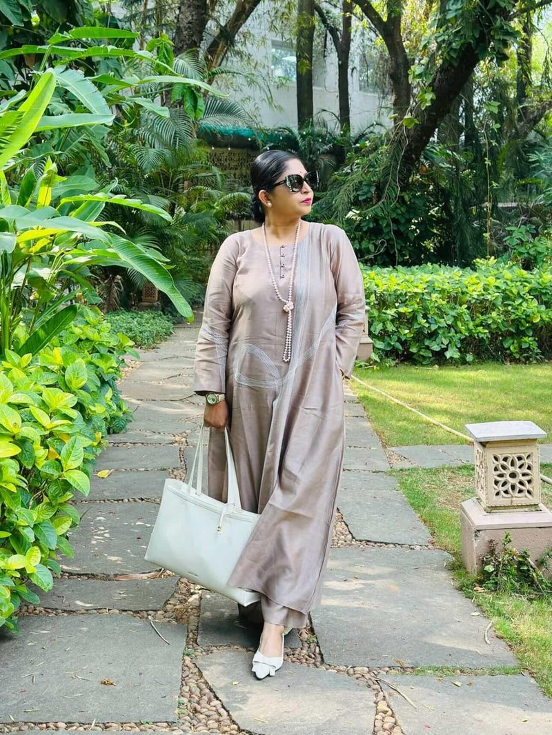 ✨ When Craft Meets Presence: Nivedita Duttaroy in KHAT