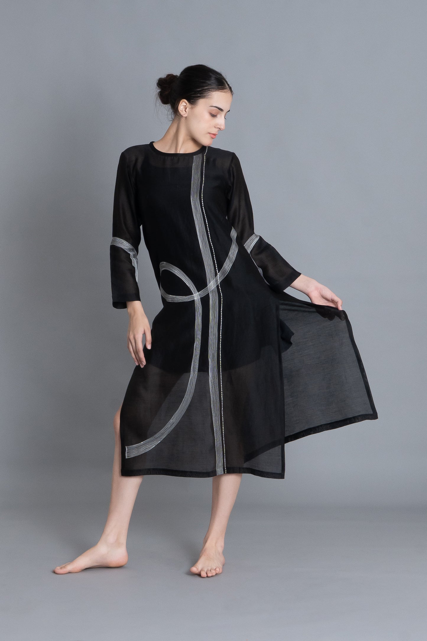 Khat Pantone Embroidered Dress