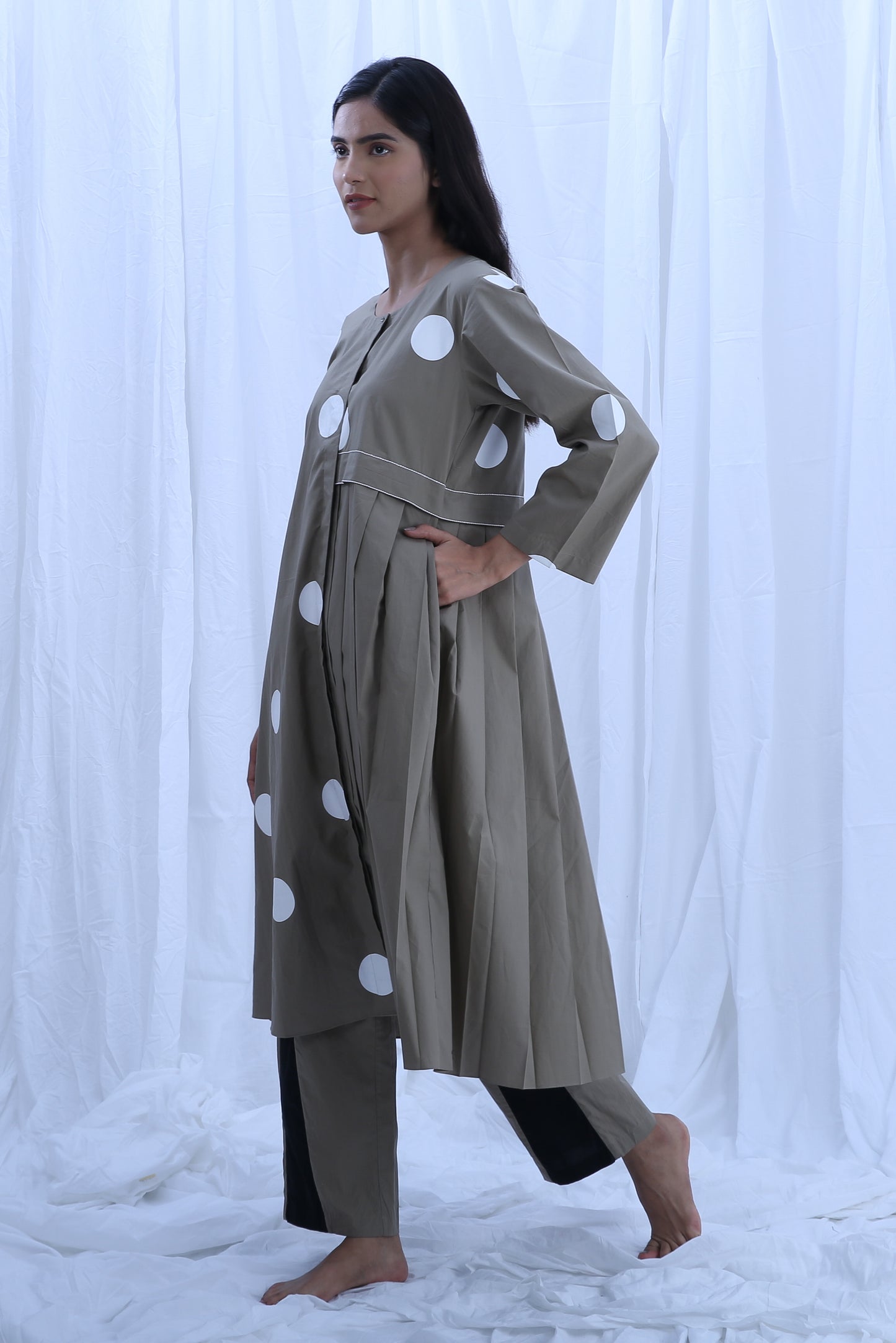 Earthy Grayish round neck pleated dress Co-ord