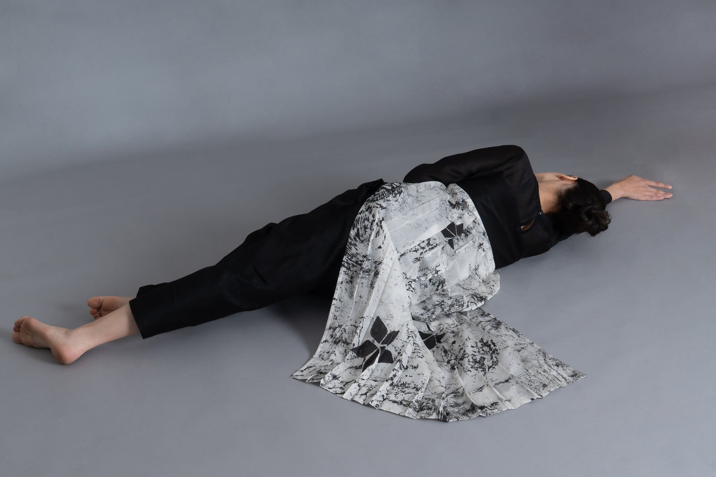 Black Textured Pleated  Dress Co-ord