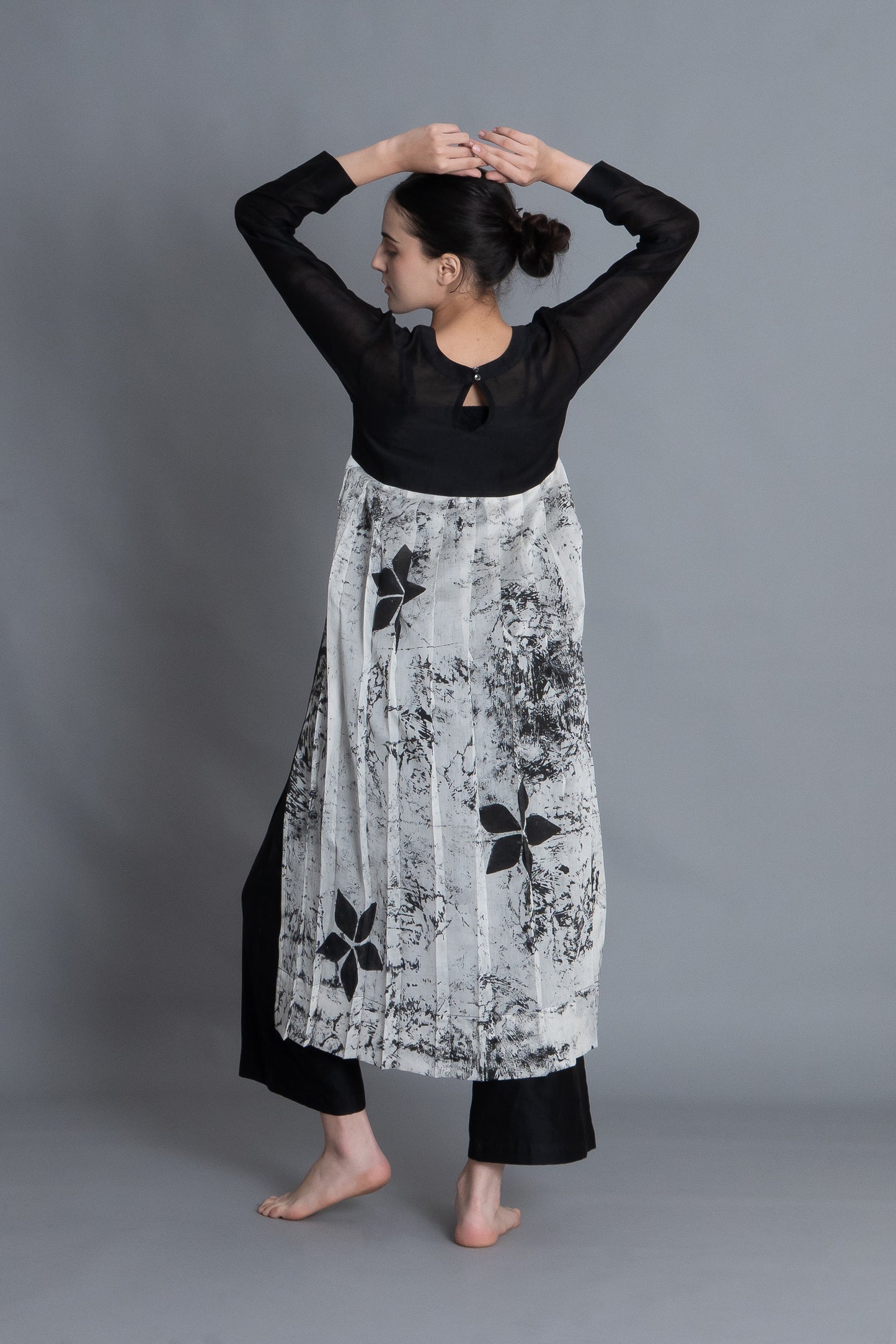 Black Textured Pleated  Dress Co-ord