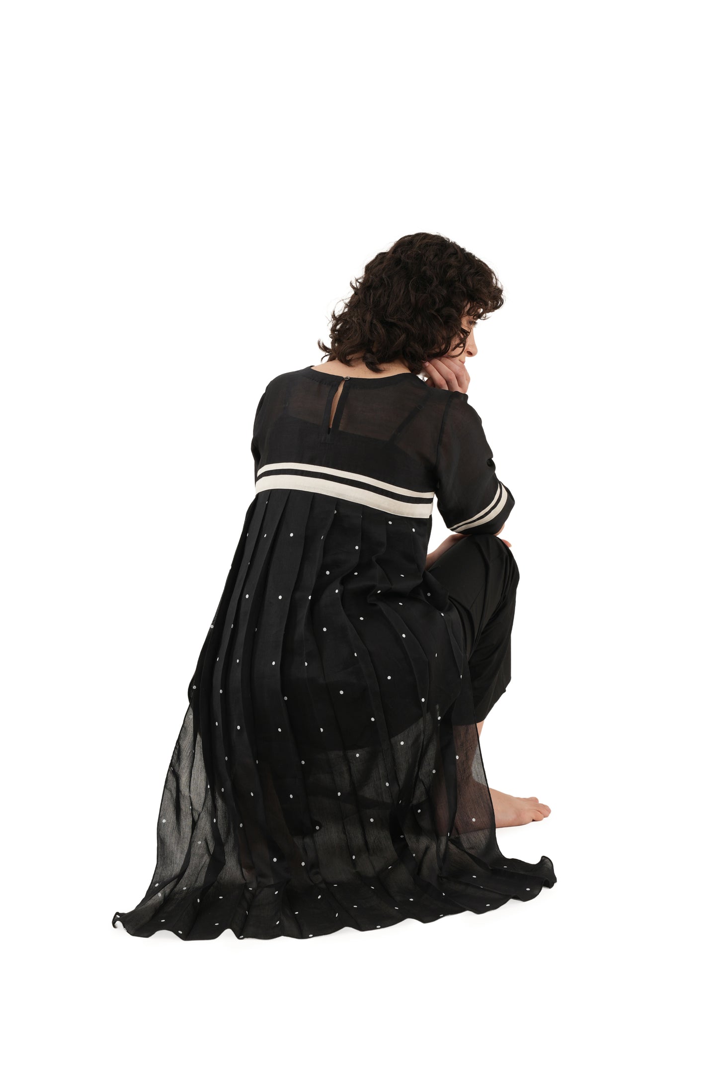 Black Round Neck Pleated Dress Co-ord