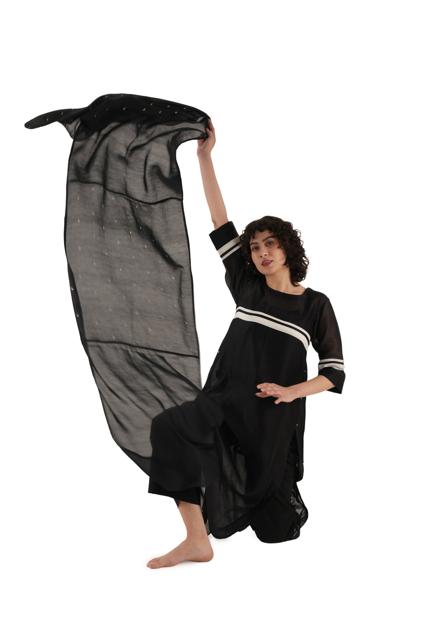Black Round Neck Pleated Dress Co-ord